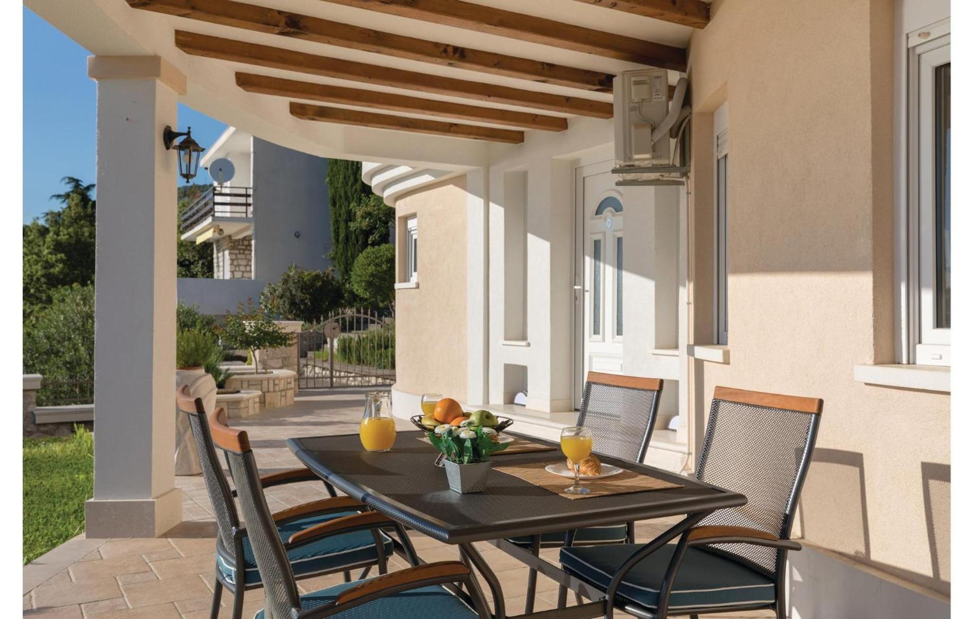 Lovely Apartment In Komarna With House Sea View Klek Εξωτερικό φωτογραφία