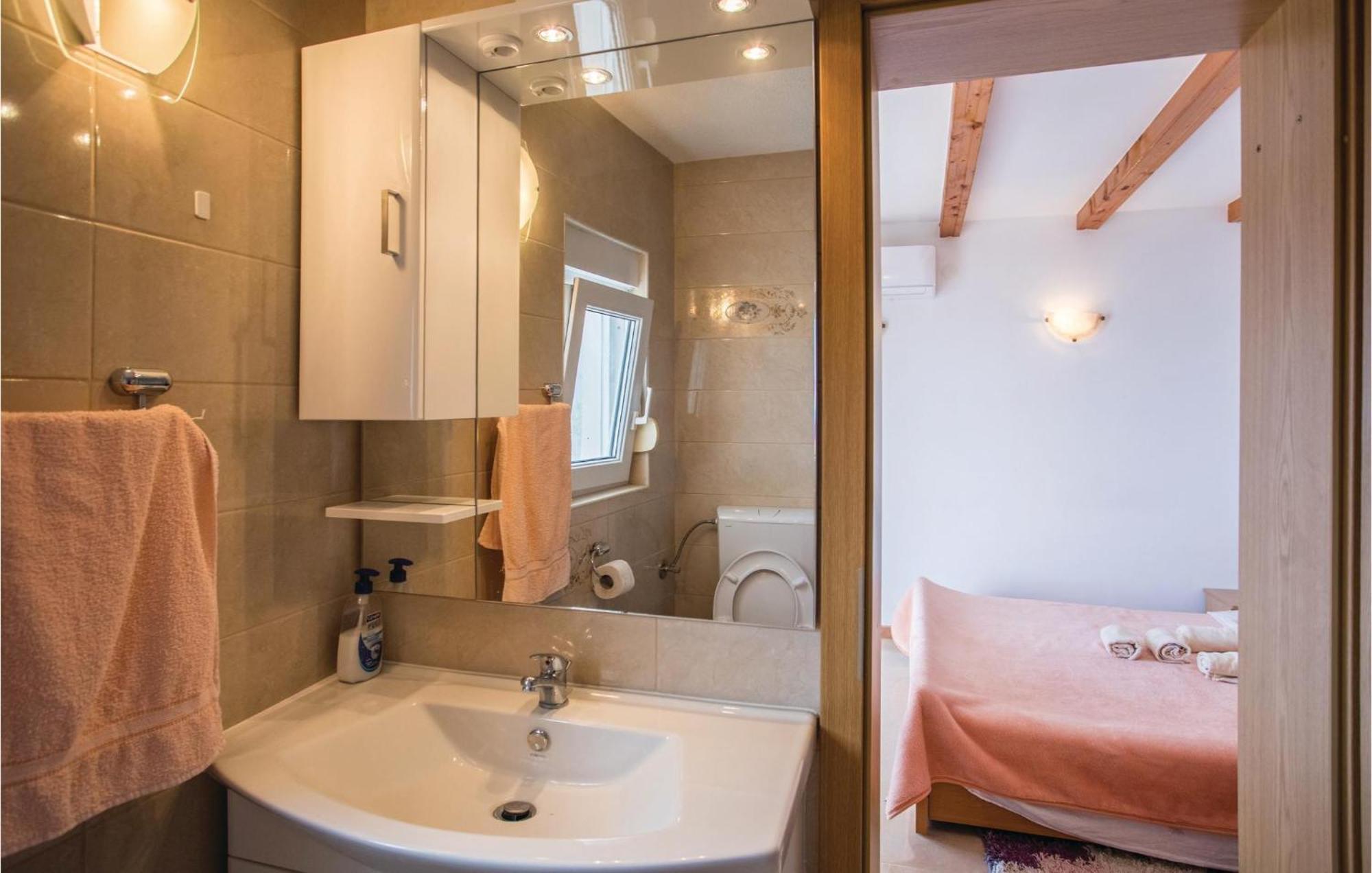 Lovely Apartment In Komarna With House Sea View Klek Εξωτερικό φωτογραφία